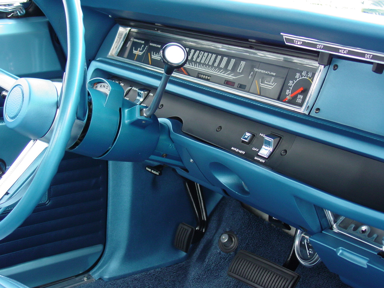 my road runner dash close up.JPG