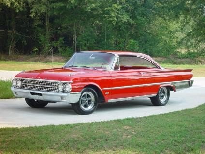 61 Ford starliner.jpg