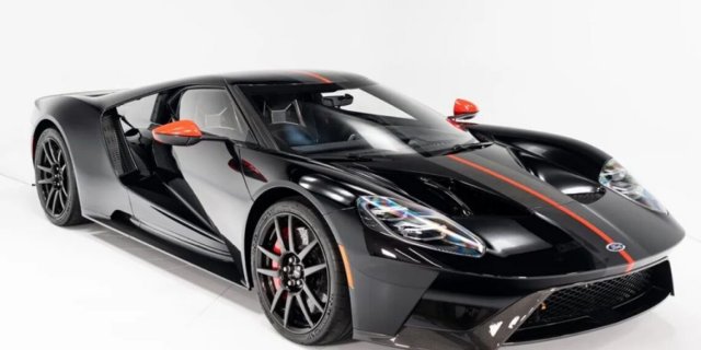 2020-ford-gt-1395000-2072142638-1-1140x570.jpg